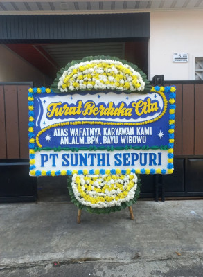 Papan Bunga Duka di Langgudu